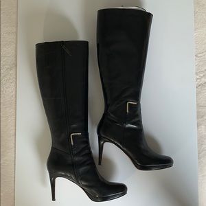 Nine West boots in black
